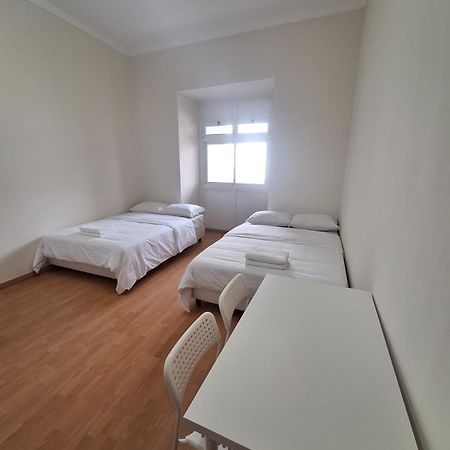 Residencial Ideal Lisbon Bagian luar foto