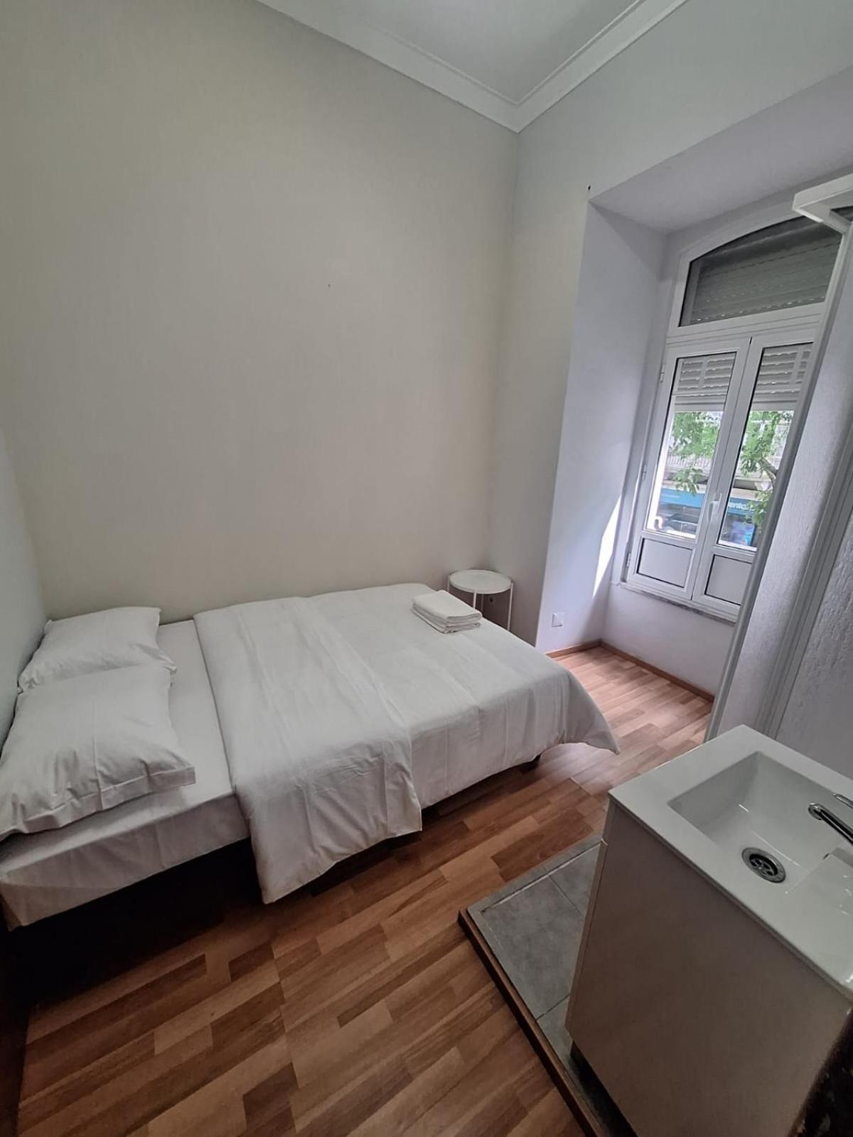 Residencial Ideal Lisbon Bagian luar foto