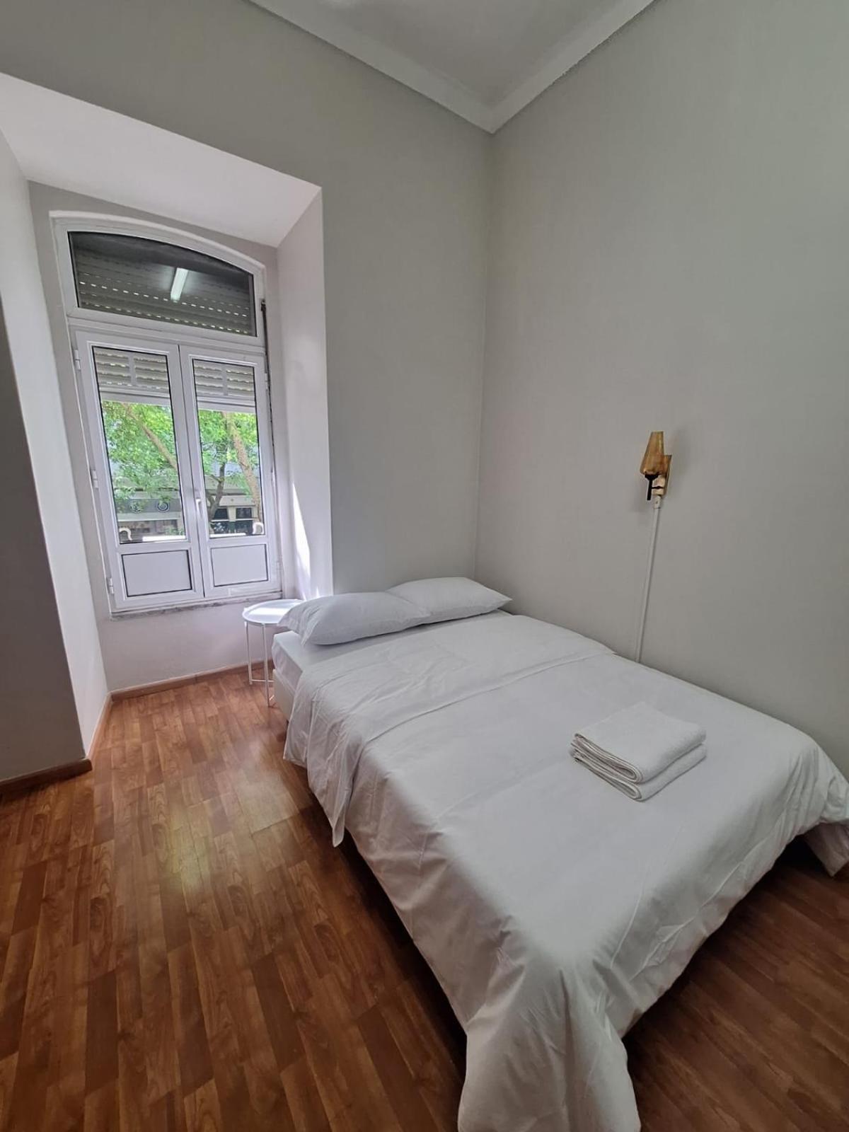 Residencial Ideal Lisbon Bagian luar foto
